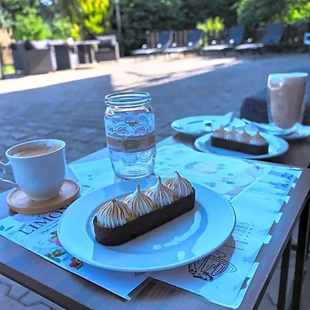 Turisticka Centrum Pastvinska Prehrada Se Sdilenou Koupelnou A Toaletou Hotel